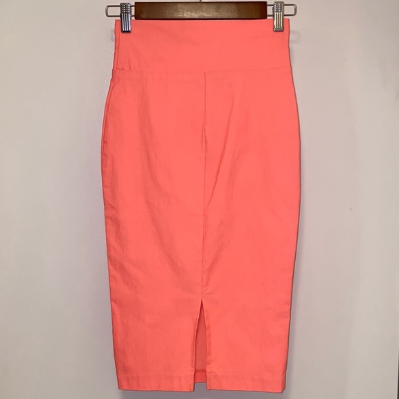 CORAL-PINK MIDI PENCIL SKIRT W/ BACK SLIT · SIZE M · NWOT - Picture 7 of 7